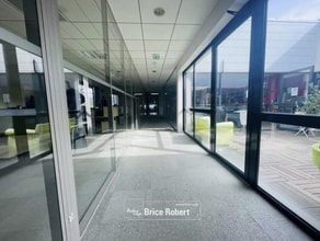 Bureau dans Saint-Priest à louer Photo intérieure– Image 1 sur 3