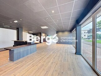 Plus de détails pour Local commercial à louer