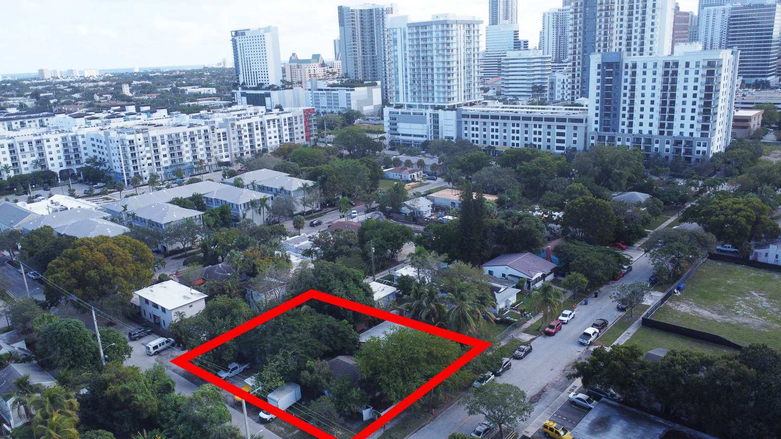 104 NE 5th St, Fort Lauderdale, FL à vendre Photo principale– Image 1 sur 14