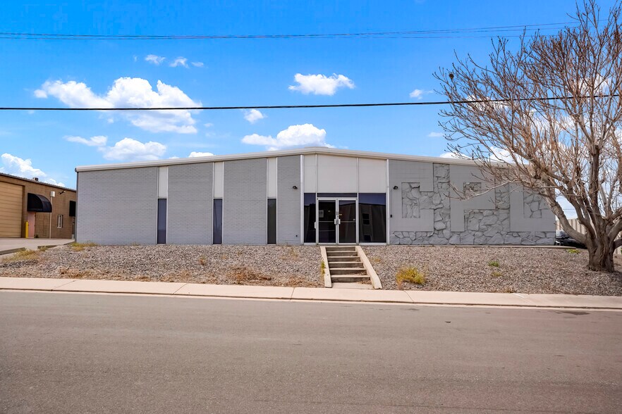1900 W Yale Ave, Englewood, CO à vendre - Photo de l’immeuble – Image 1 sur 7