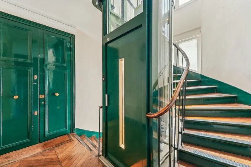 Bureau dans Paris à louer - Photo de l’immeuble – Image 2 sur 10