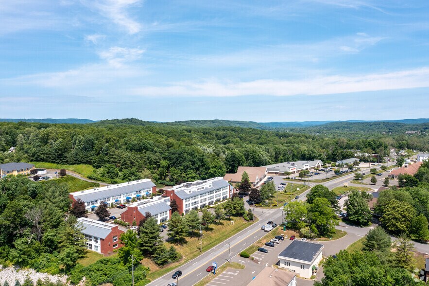 246 Federal Rd, Brookfield, CT à vendre - Aérien – Image 3 sur 3