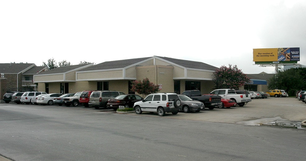 14500 N Dallas Pky, Dallas, TX à louer - Photo principale – Image 2 sur 17