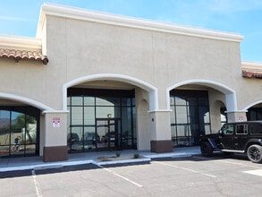 77750 Country Club Dr, Palm Desert, CA à louer Photo intérieure– Image 2 sur 2