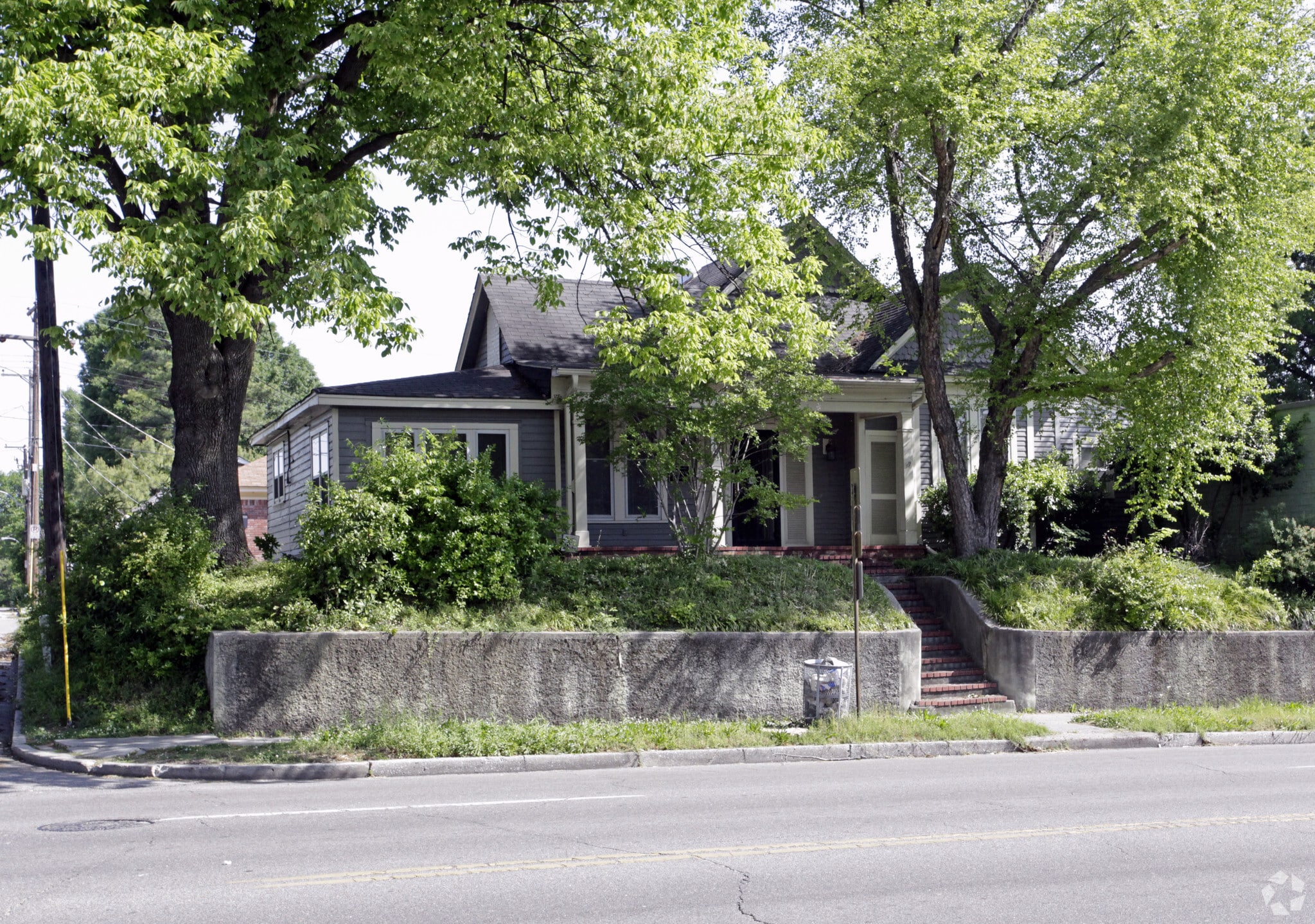 2282 Central Ave, Memphis, TN à vendre Photo principale– Image 1 sur 34