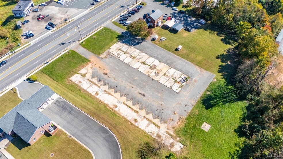 4512 S Amherst Hwy, Madison Heights, VA à vendre - Photo de l’immeuble – Image 3 sur 7