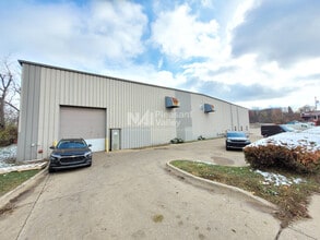 1329 E Archwood Ave, Akron, OH à vendre Photo intérieure– Image 1 sur 5