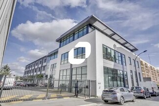 Plus de détails pour Bureau, Local d'activités à louer