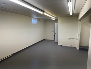 11829 Teale St, Culver City, CA à louer Photo intérieure– Image 2 sur 8