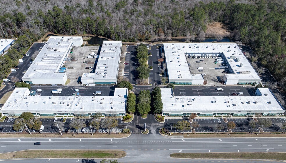 9143 Philips Hwy, Jacksonville, FL à louer - Photo de l’immeuble – Image 2 sur 7