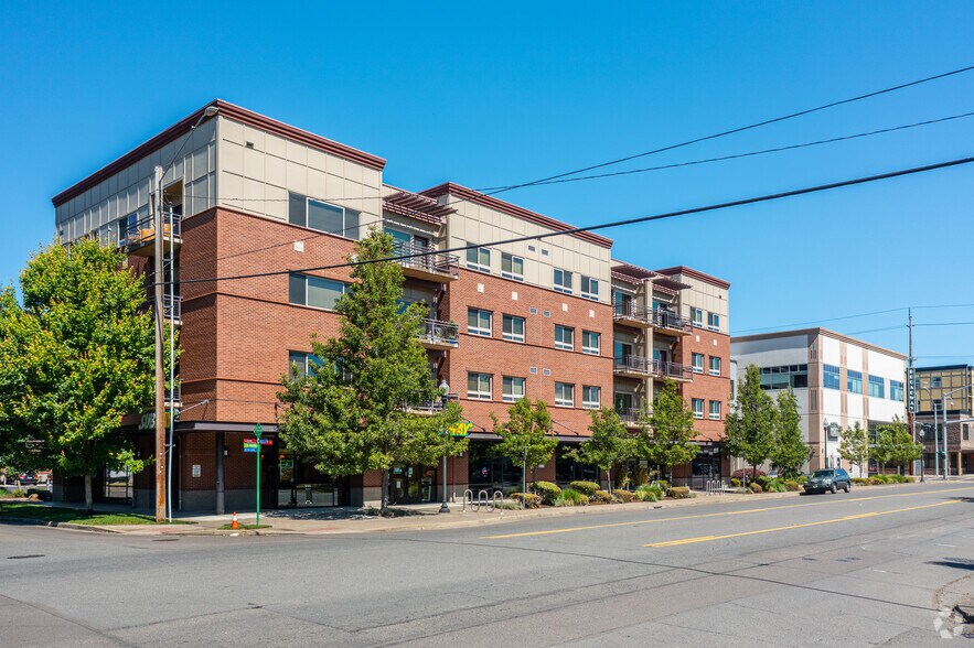 1127 Broadway St NE, Salem, OR à louer - Photo de l’immeuble – Image 1 sur 9