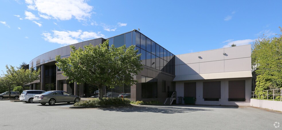 5375 Parkwood Pl, Richmond, BC à louer - Photo de l’immeuble – Image 3 sur 3