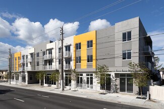 Plus de détails pour 961 SW 7th St, Miami, FL - Bureau/Local commercial à louer