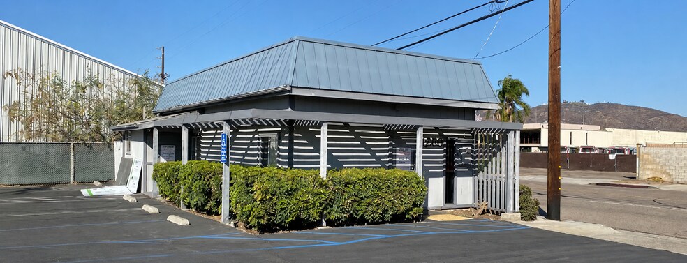 1286 Pioneer Way, El Cajon, CA à louer - Photo principale – Image 1 sur 4