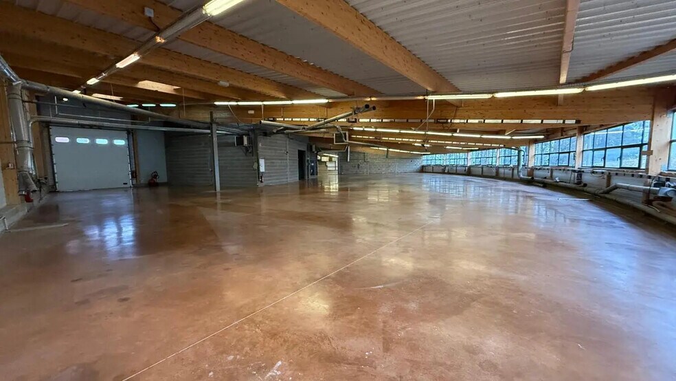 Industriel/Logistique dans Ceyzériat à louer - Photo intérieure – Image 2 sur 11