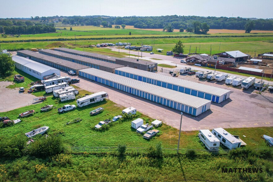 4405 Dakota Ave, South Sioux City, NE à vendre - Photo de l’immeuble – Image 2 sur 4