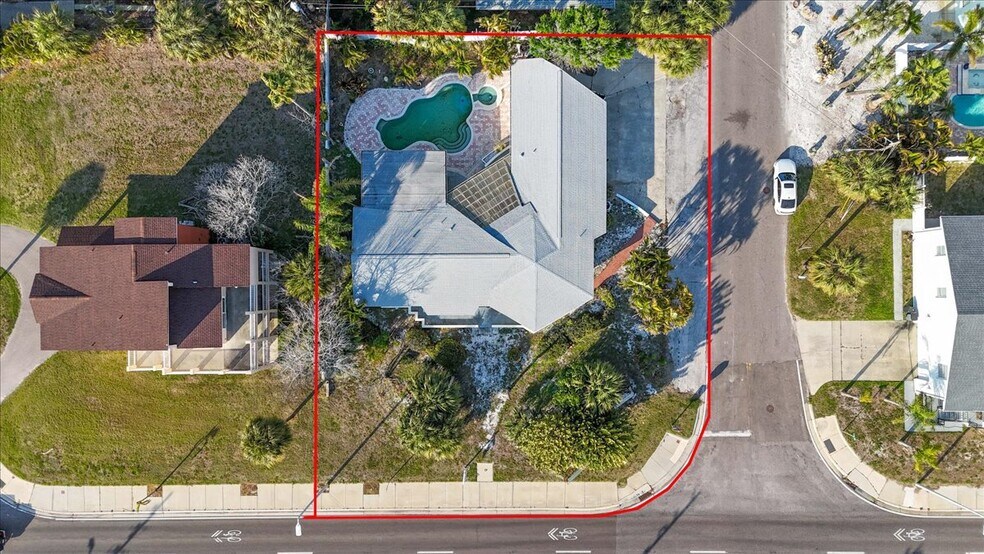 16007 Gulf Blvd, Redington Beach, FL à vendre - Photo de l’immeuble – Image 3 sur 6