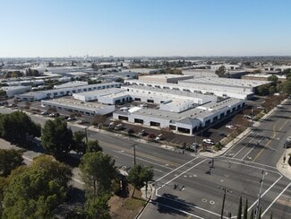 Plus de détails pour 2372 N Glassell St, Orange, CA - Industriel/Logistique à louer