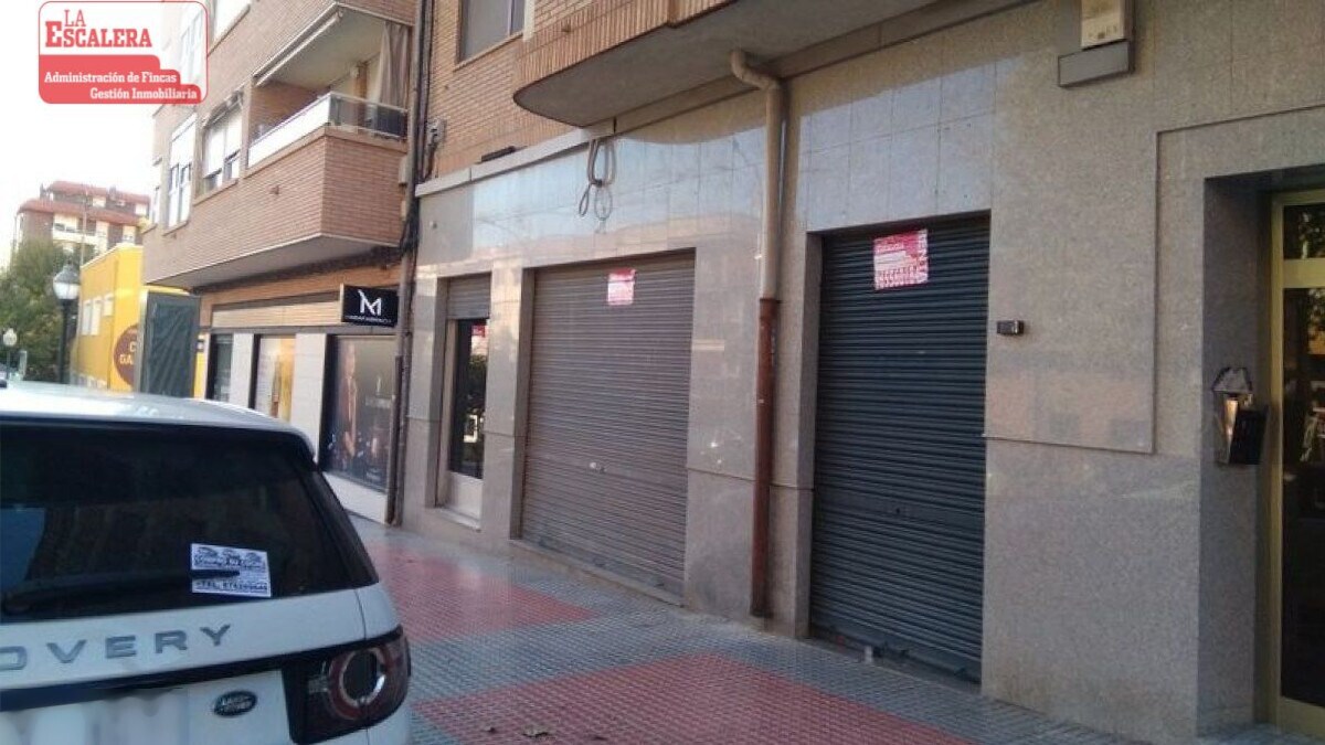 Local commercial dans Ibi, Alicante à louer Photo intérieure– Image 1 sur 5