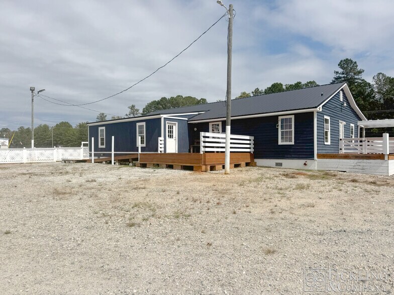 411 Pea Ridge Rd, Eatonton, GA à louer - Photo de l’immeuble – Image 2 sur 12