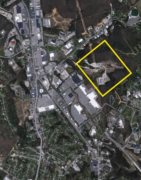 212 Resource Dr, Beckley, WV à louer - Photo de l’immeuble – Image 1 sur 2