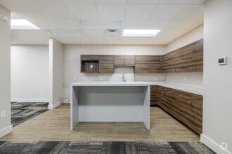 11620 Arbor St, Omaha, NE à louer Photo intérieure– Image 2 sur 14