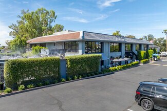 Plus de détails pour 4455 E Camelback Rd, Phoenix, AZ - Bureau à louer