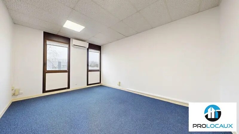 Bureau dans Compiègne à louer - Photo intérieure – Image 3 sur 12