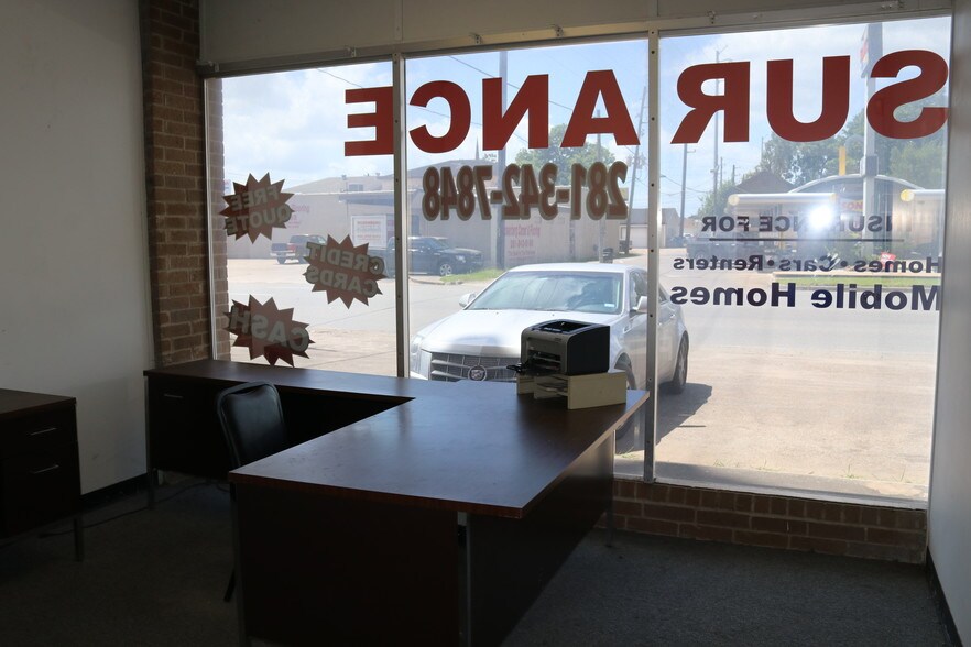 1711 Avenue H, Rosenberg, TX à louer - Photo de l’immeuble – Image 2 sur 9