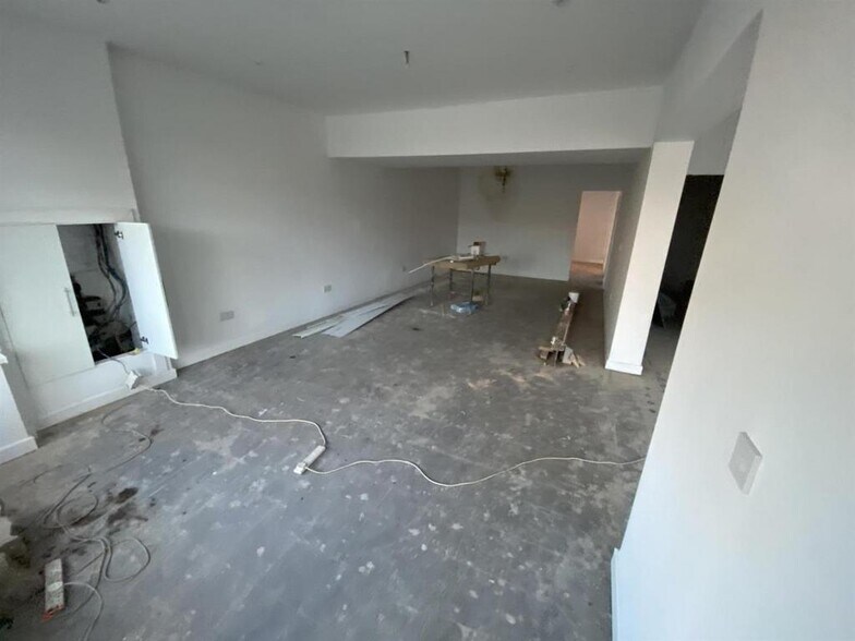 80-82 Tividale Rd, Oldbury à louer - Photo de l’immeuble – Image 3 sur 7