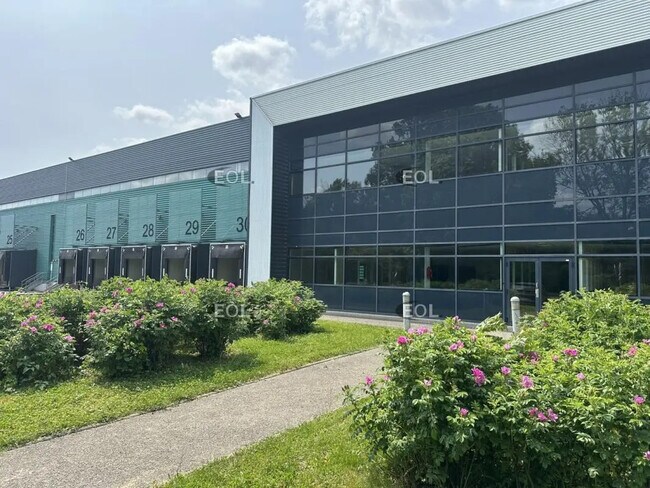 Plus de détails pour Industriel/Logistique à louer