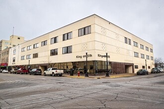 505 King St, La Crosse, WI à louer Photo de l’immeuble– Image 1 sur 20