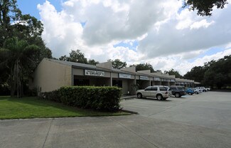 Plus de détails pour 345 E Robertson St, Brandon, FL - Bureau/Médical à louer