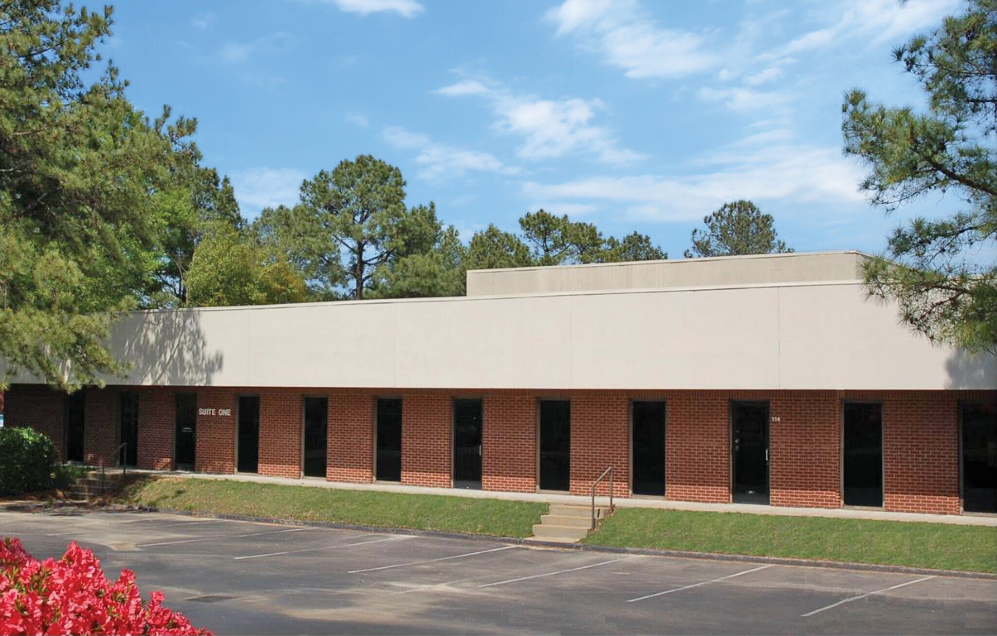 2606 Corporate Ave, Memphis, TN à louer Photo de l’immeuble– Image 1 sur 5