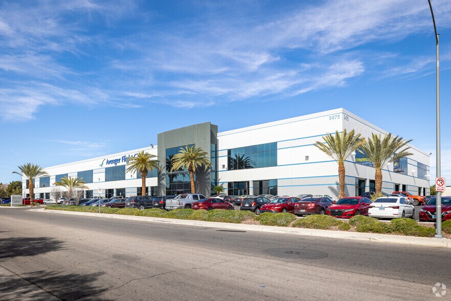 5475 S Decatur Blvd, Las Vegas, NV à louer - Photo principale – Image 1 sur 40
