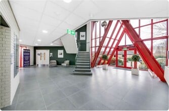 Downcast Way, Manchester à louer Hall d’entrée– Image 1 sur 3