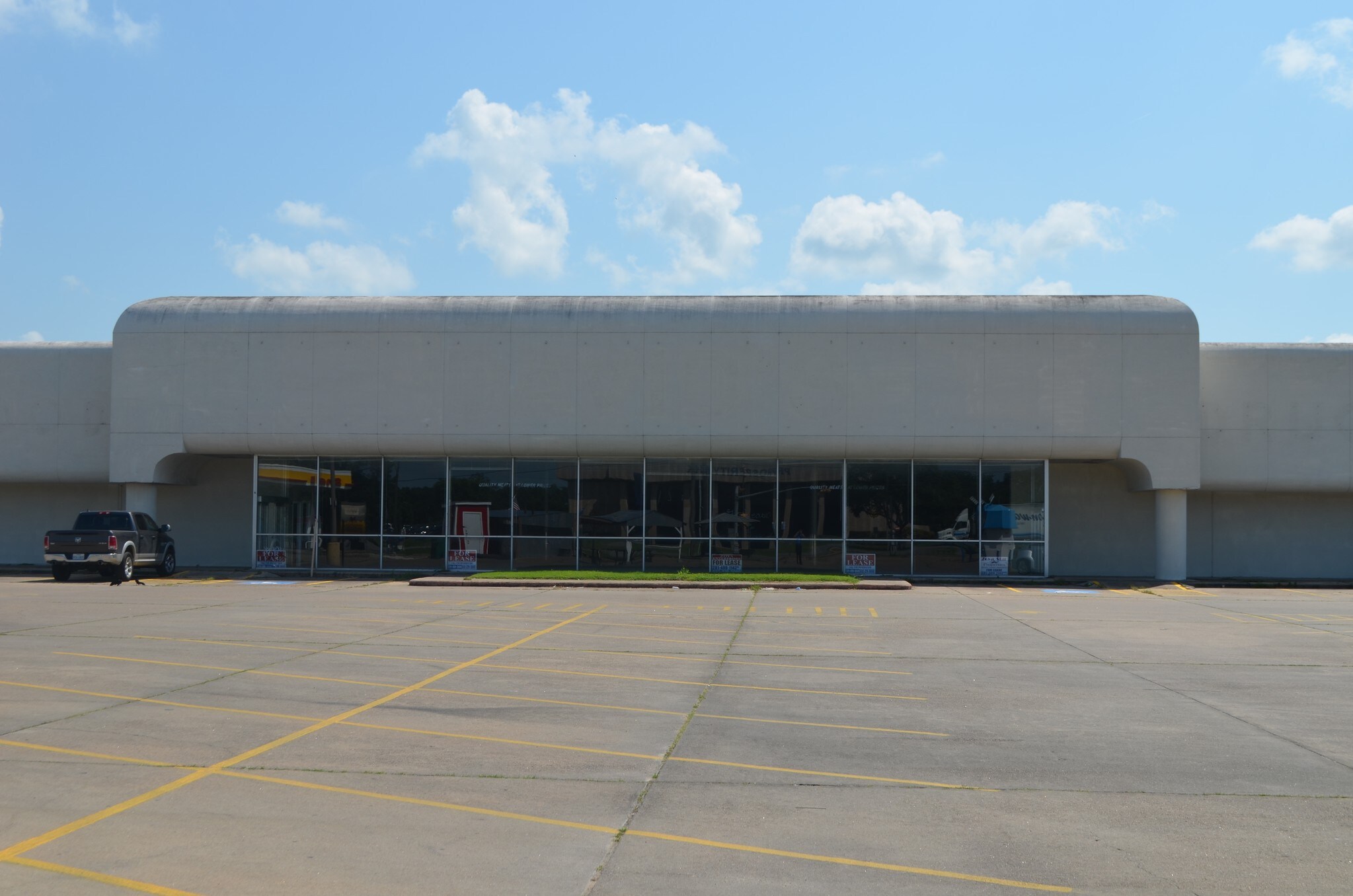 1200 N Mechanic St, El Campo, TX à louer Photo principale– Image 1 sur 5