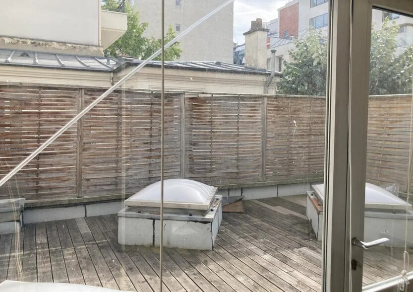 Bureau dans Levallois-Perret à vendre - Photo de l’immeuble – Image 3 sur 7