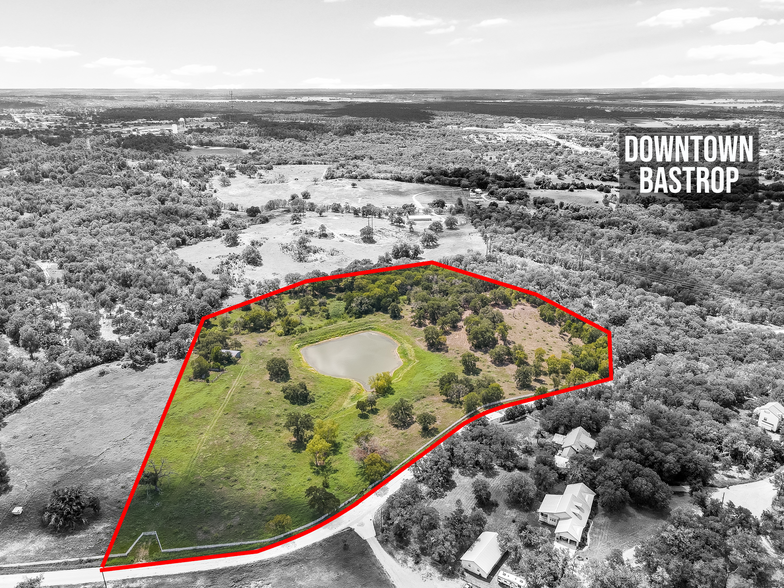 227 Hoffman Rd, Bastrop, TX à vendre - Aérien – Image 1 sur 4