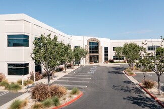 Plus de détails pour 26250 Enterprise Way, Lake Forest, CA - Bureau à vendre