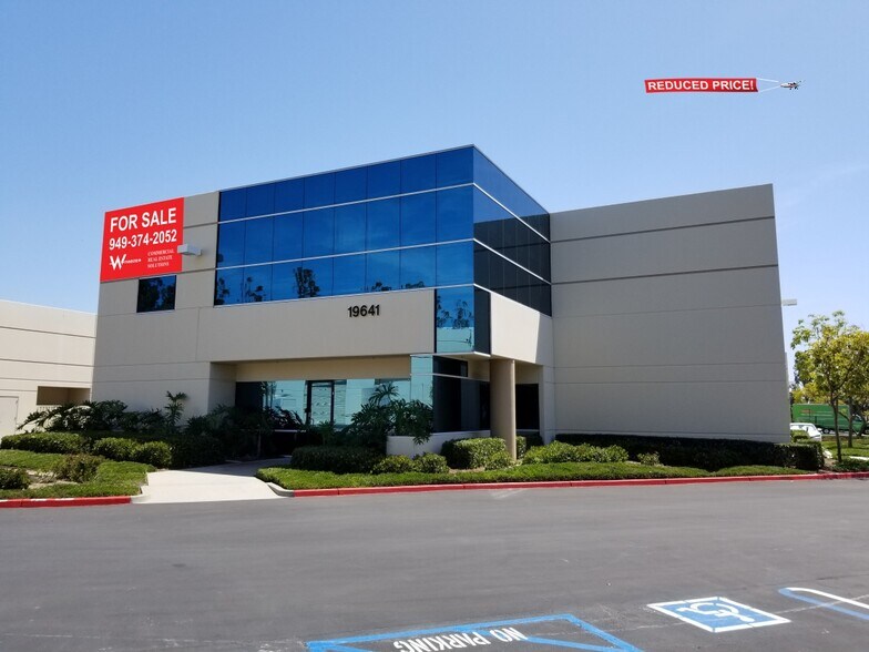 19641 Descartes, Foothill Ranch, CA à vendre - Photo de l’immeuble – Image 1 sur 13
