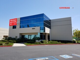 Plus de détails pour 19641 Descartes, Foothill Ranch, CA - Local d’activités à vendre