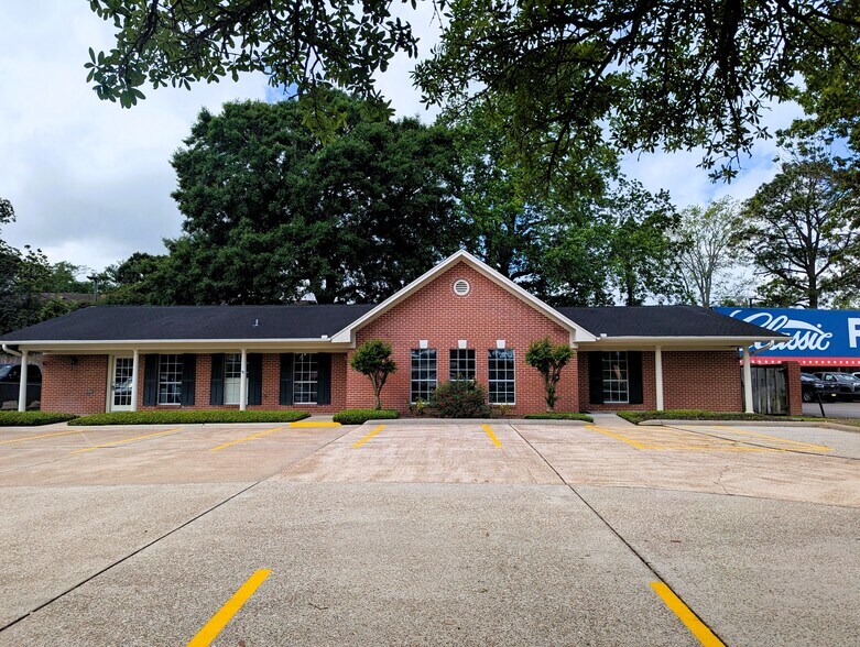 3635 Eastex Fwy, Beaumont, TX à vendre - Photo de l’immeuble – Image 2 sur 41