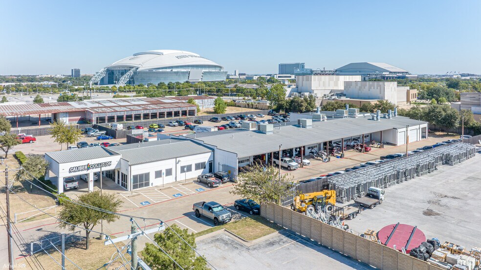 401 N Collins St, Arlington, TX à vendre - Photo de l’immeuble – Image 2 sur 9