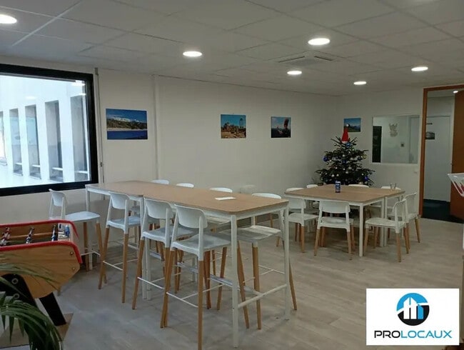Plus de détails pour Bureau à louer