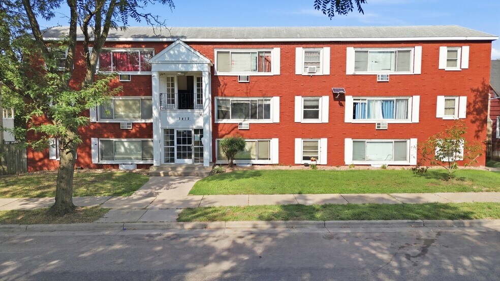 3412 Bloomington Ave S, Minneapolis, MN à vendre - Photo de l’immeuble – Image 2 sur 24