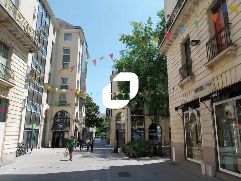 Bureau dans Nantes à vendre - Photo de l’immeuble – Image 2 sur 2