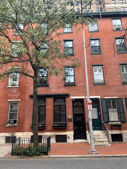 313 S 16th St, Philadelphia, PA à vendre - Photo de l’immeuble – Image 2 sur 34