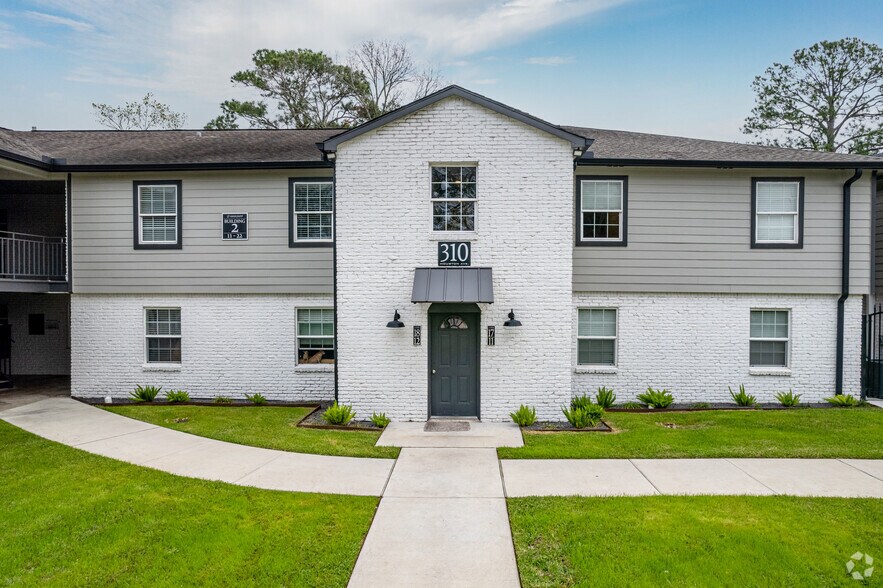 310 Houston Ave, League City, TX à vendre - Photo de l’immeuble – Image 3 sur 8