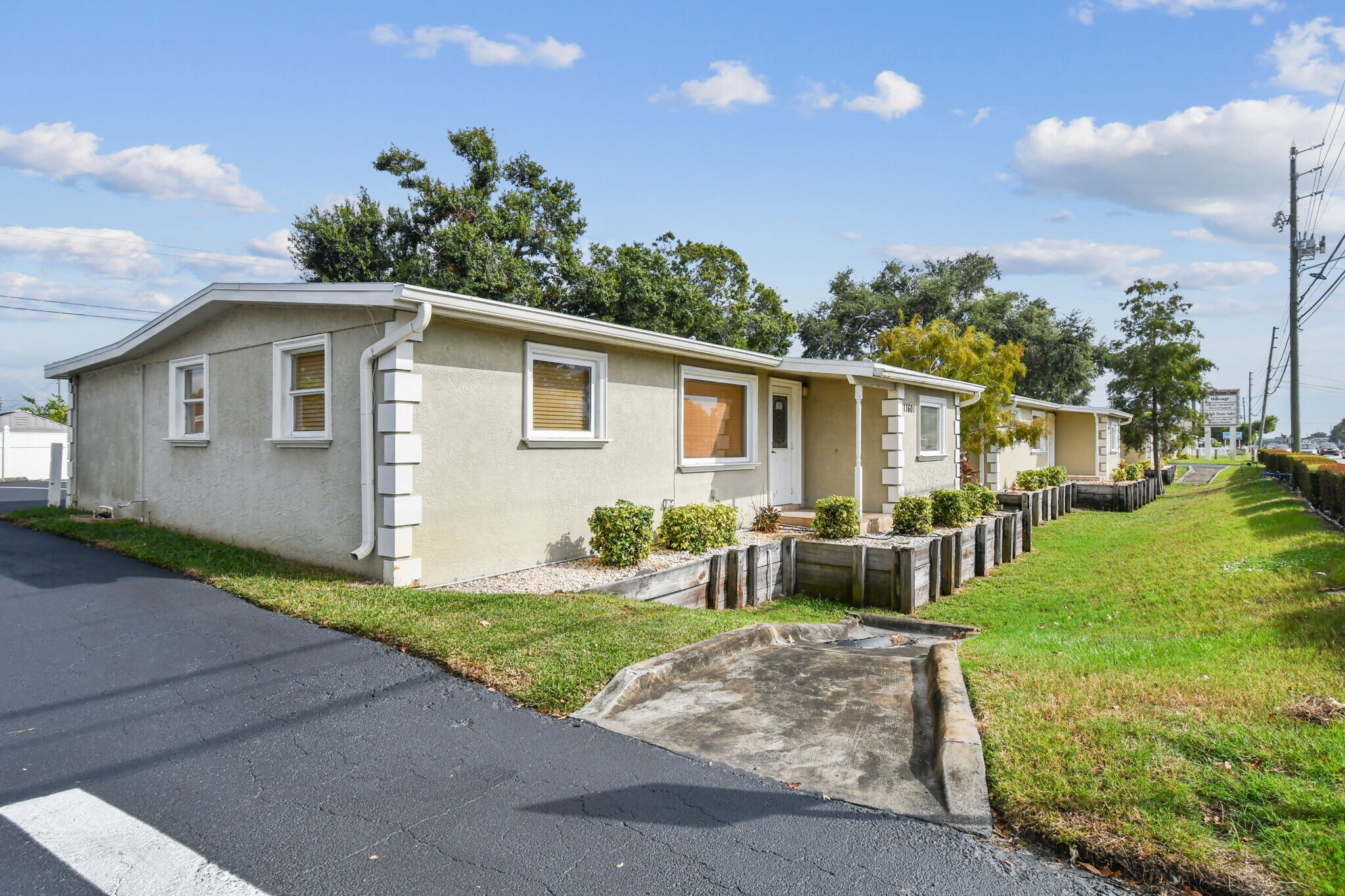 11601 Seminole Blvd, Largo, FL à vendre Photo principale– Image 1 sur 4